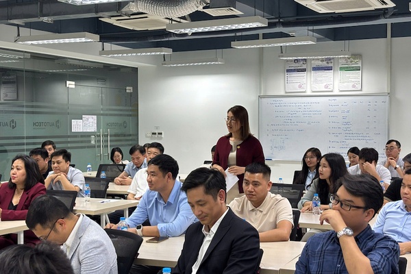 Tham Quan Nhà Máy AUTOTECH – Kết Nối Cơ Hội Phát Triển Linh Kiện Silicone cùng TKV Hà Nội